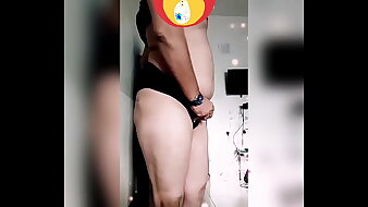 Arab sissy slut dancing with his bid butt